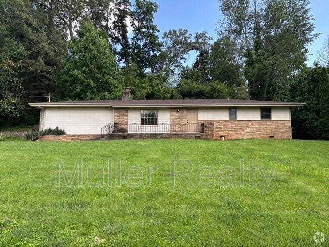 Building Photo - 7320 Westridge Dr Rental
