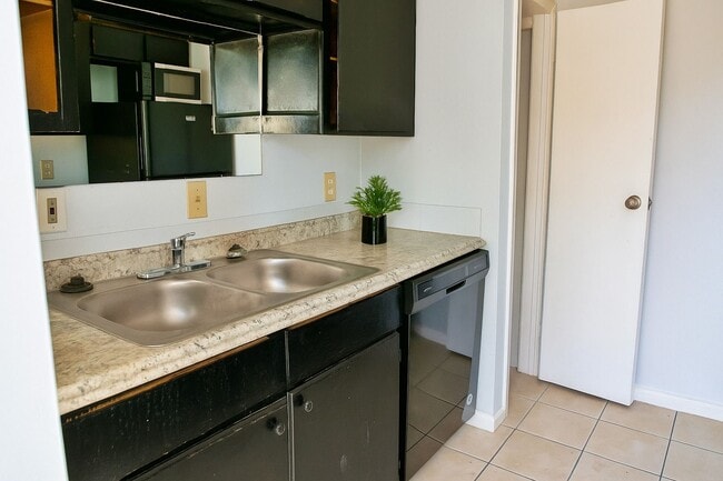 Photo - 12500 Sandpiper Dr
