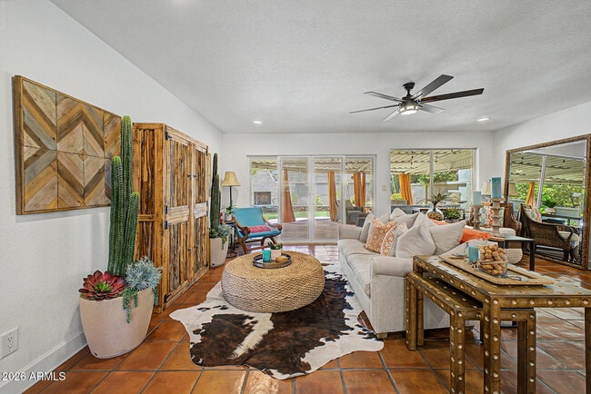 Photo - 4718 N 77th Pl