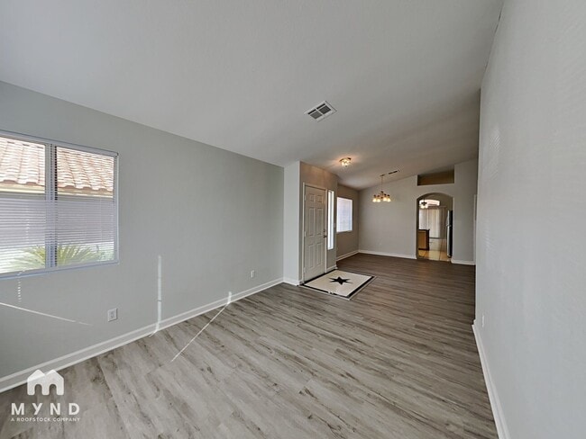 Photo - 6602 Elk Creek Ln