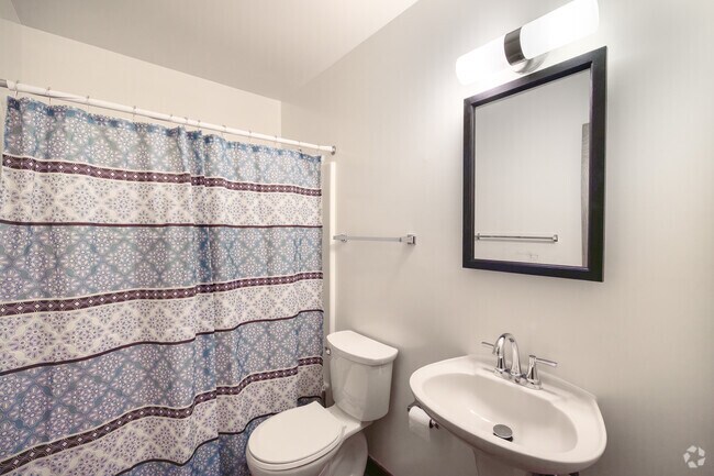 2BR, 1 .5BA - 1,080SF - Primary Bathroom