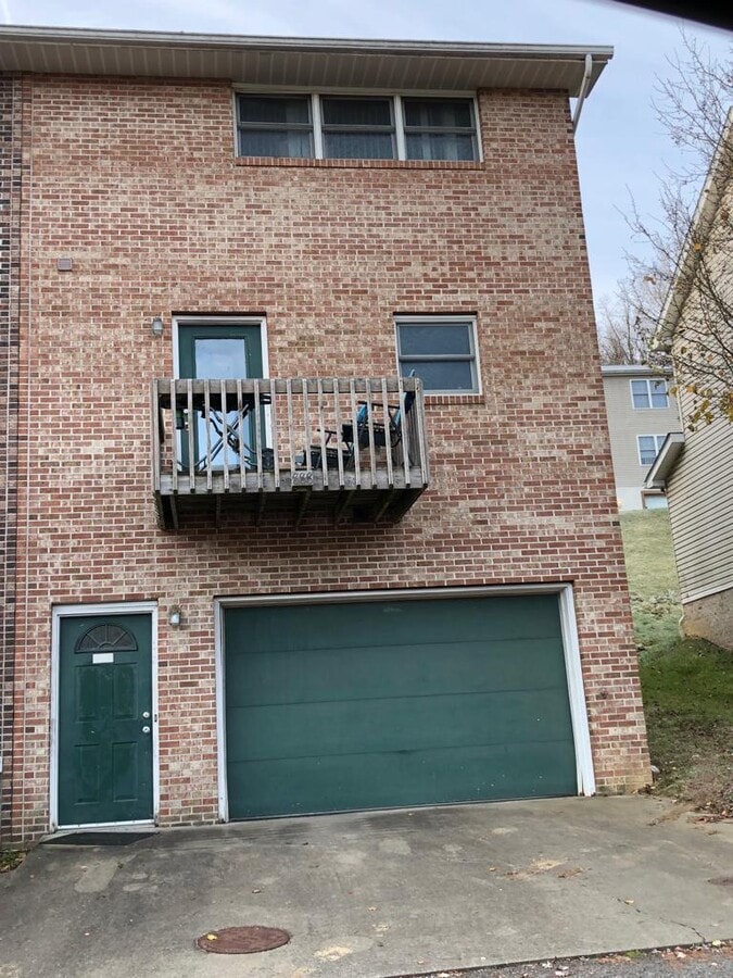 Photo - 888 Tremont St Townhome