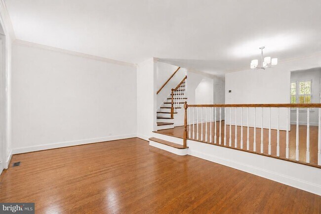 Photo - 4422 Westover Pl NW