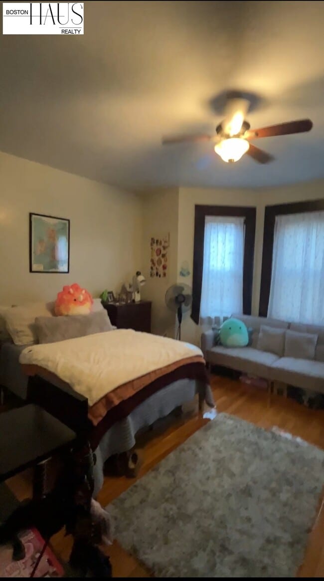 Building Photo - 185 Park St Unit 5