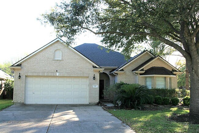 Building Photo - 5602 Walkabout Way
