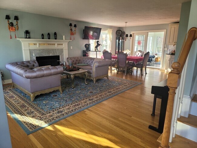 Photo - 77 Wampum St