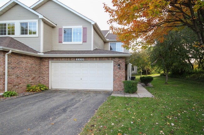 Photo - 2222 White Water Way Townhome