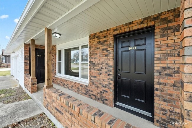 Photo - 1641 Park Ave