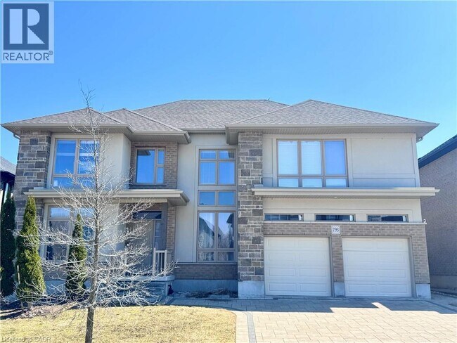 Photo - 793 Sundrops Ct