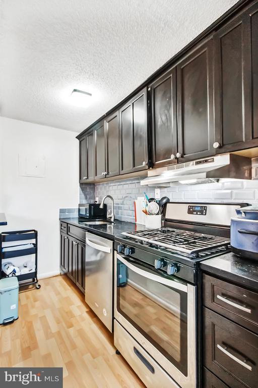 Photo - 2500 N Van Dorn St Unit 918