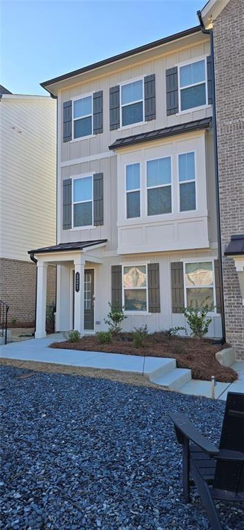 Photo - 121 Agnew Wy