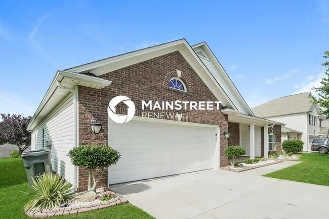Photo - 5 Bedroom Pet-Friendly Home in Charlotte, NC with Main Street Renewal