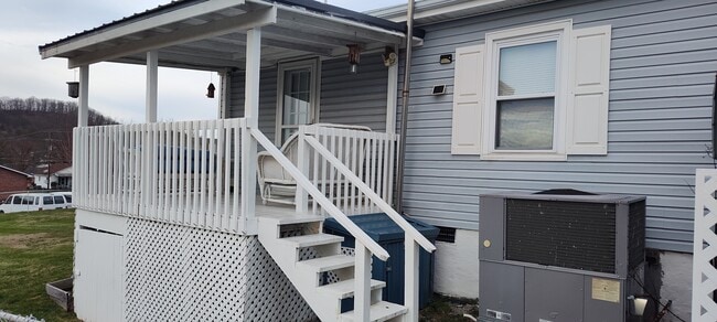 Photo - 113 Bettie St