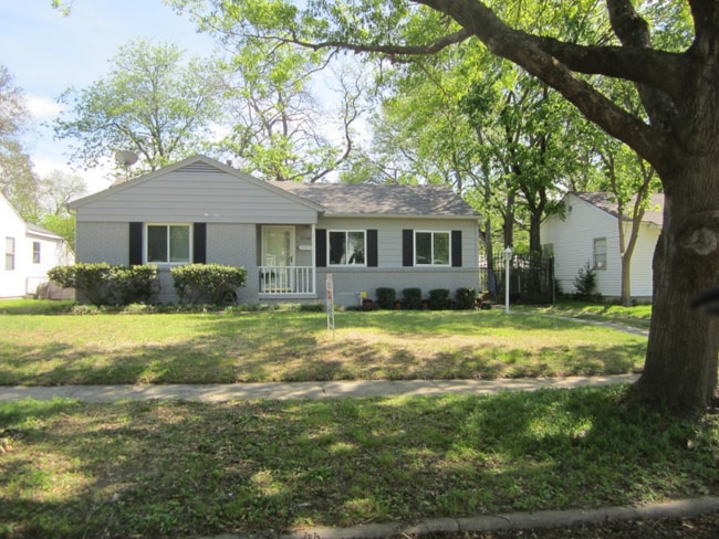 Building Photo - 3984 Park Ln Rental