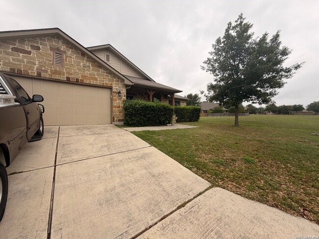 Photo - 8527 Winchester Way