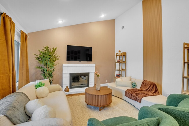 Photo - 148 Flintwell Ct Unit ID1308910P