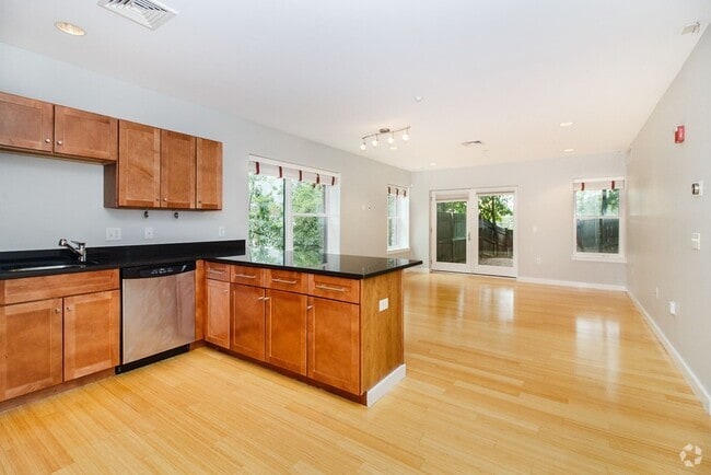 Building Photo - 99 Chestnut Hill Ave Unit 320 Rental
