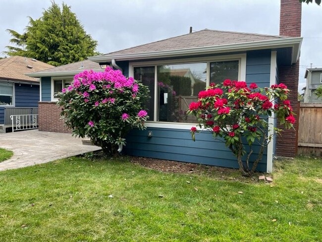 Photo - 8520 19th Ave NW
