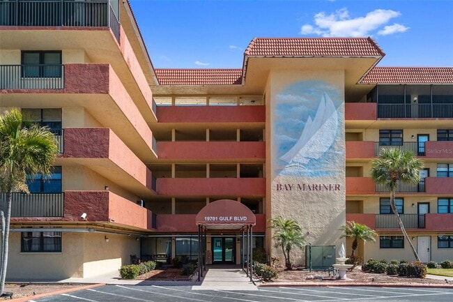 Building Photo - 19701 Gulf Blvd Unit 423