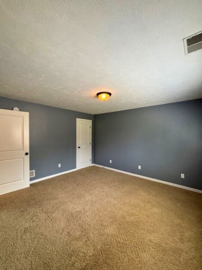 Photo - 3780 Timberlake Ct SE