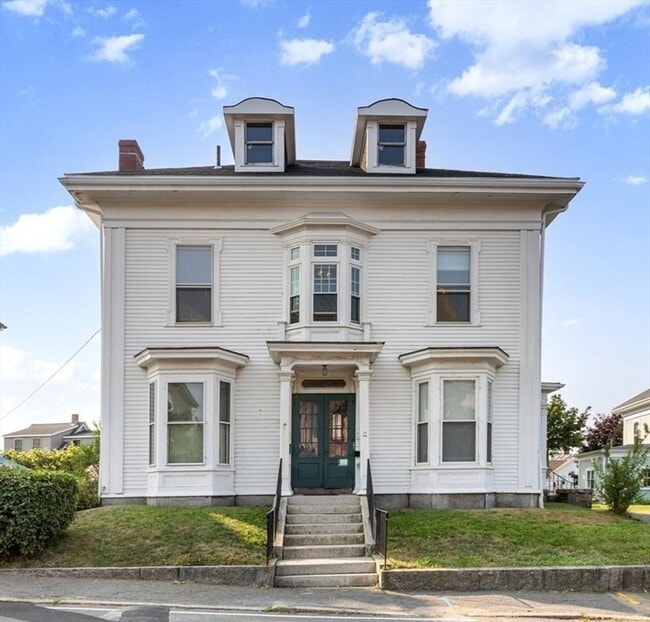 Building Photo - 79 Prospect St Unit 2