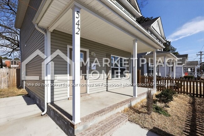 Photo - 542 Wilson St