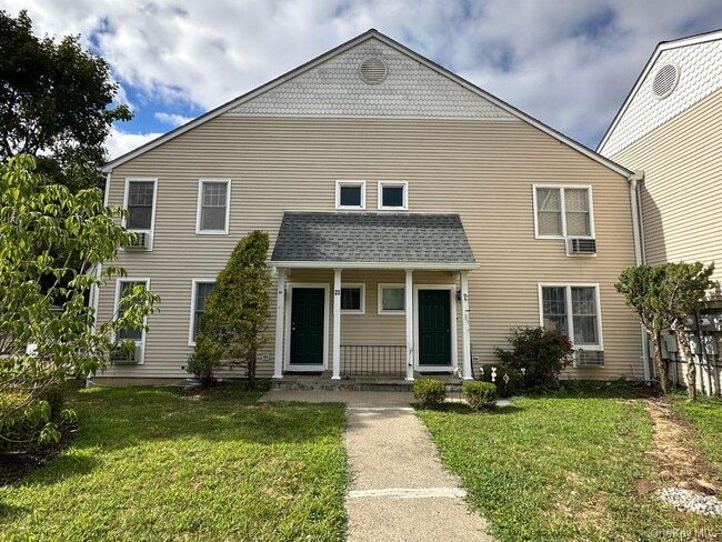 Building Photo - 1870 Baldwin Rd Unit 24