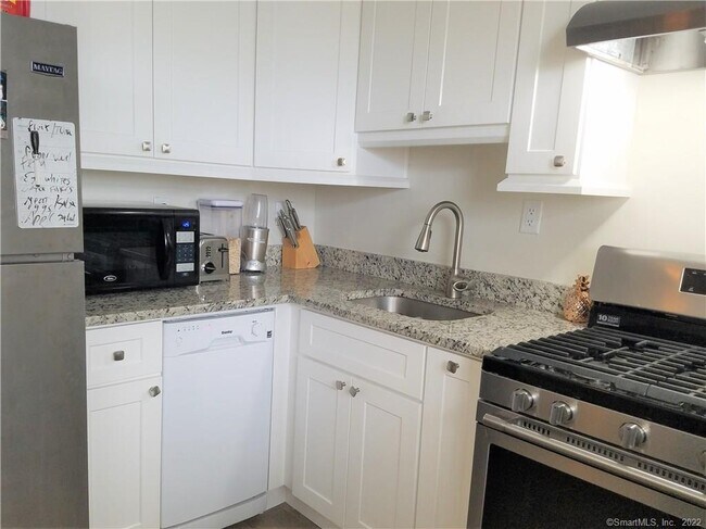 Photo - 444 Bedford St Unidad APT 7M