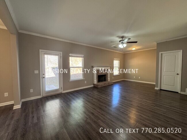 Photo - 344 Fieldcrest Dr