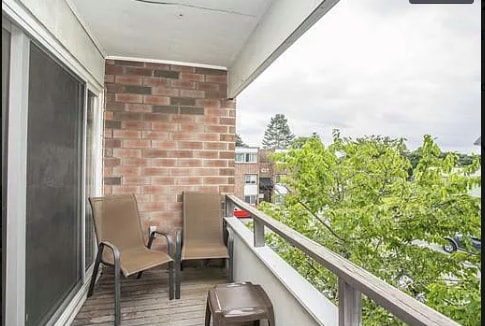 Balcony - 113 Walnut St Unit 5