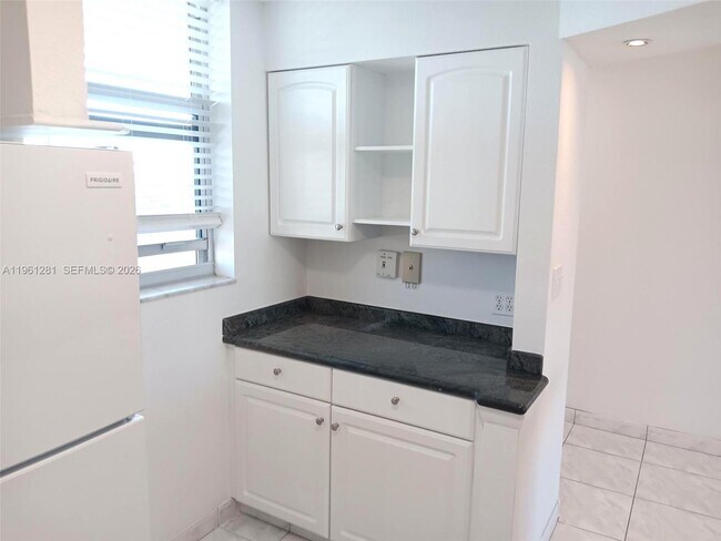 Photo - 3703 NE 166th St Unit 1007