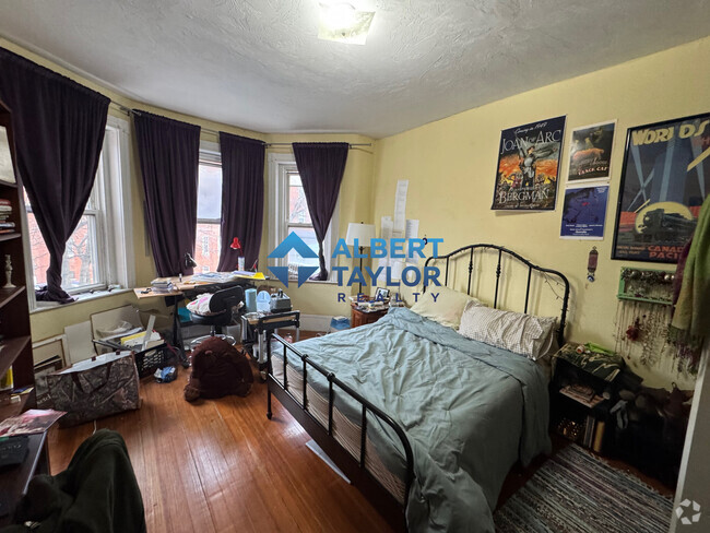 Building Photo - 71 S Huntington Ave Unit 1 Rental