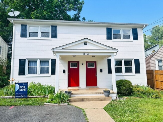 Photo - 813 Montrose Ave