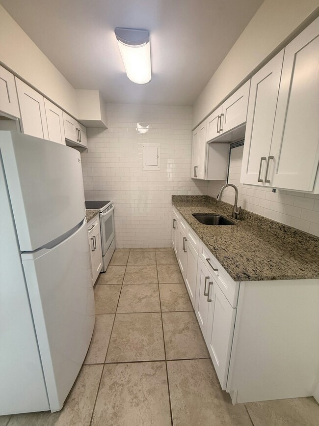 Building Photo - 64 Davis Blvd Unit 8 Rental