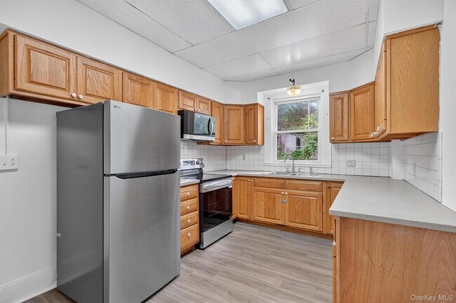 34 Market St Unit 1
