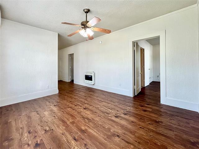 Photo - 521 W Collins St