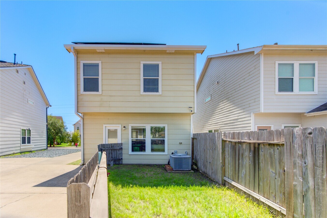 Photo - 16726 Mammoth Springs Dr