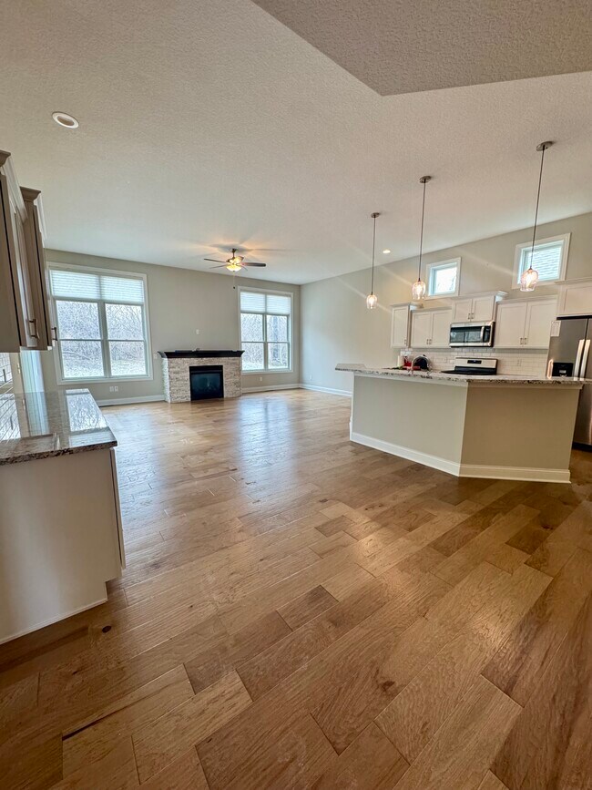 Photo - 5058 Pandit Dr