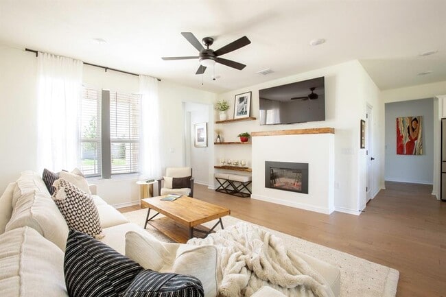 Photo - 125 Surfside St