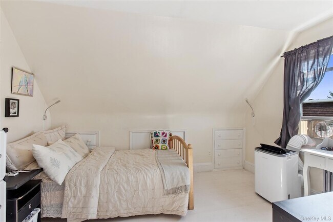 Photo - 320 Tulip Ave Rental