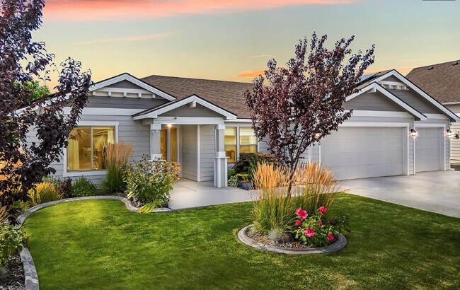 Photo - 4322 Goldstream Ln