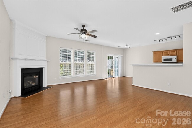 Photo - 8115 Kincaid Ct