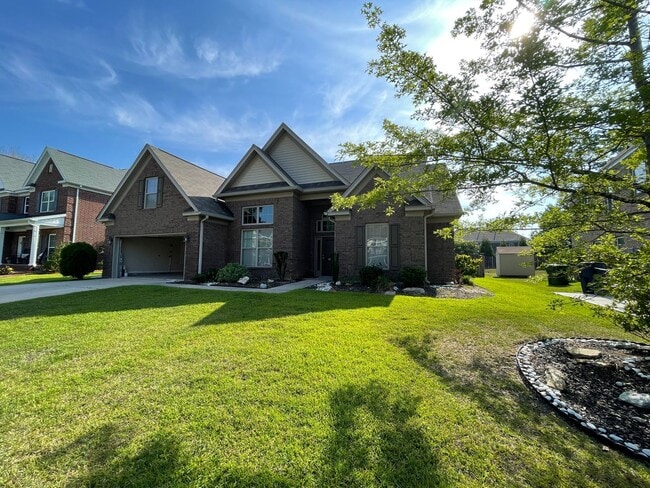 Building Photo - Fabulous 1 level home coming soon in July!!