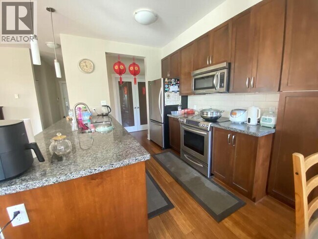 Photo - 5788 Birney Ave Unité 204