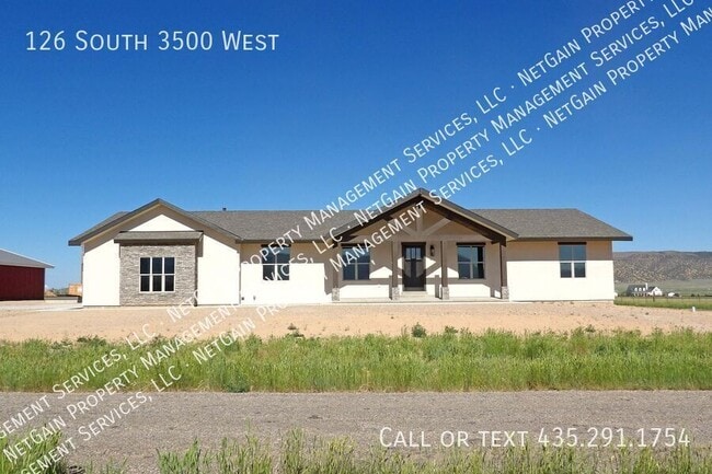 Photo - 126 S 3500 W House
