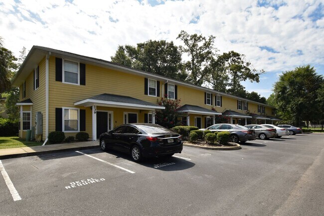 Photo - 2951 SW 35th Pl Unidad 143