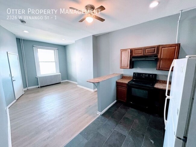 Photo - 2326 W Venango St Unidad 1
