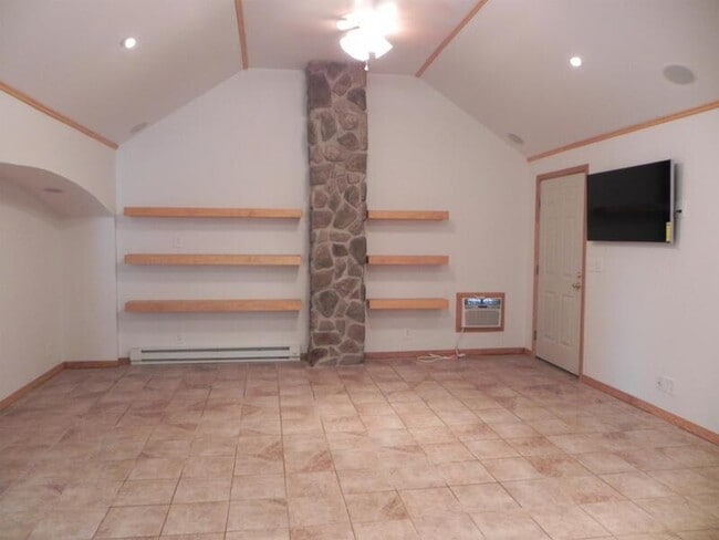 Photo - 803 E Water St