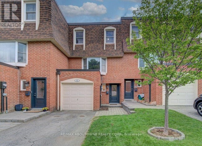 Photo - 30 Heslop Rd