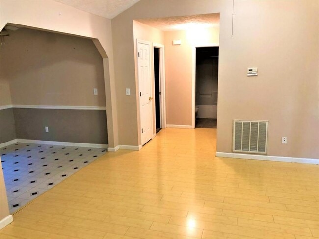 Photo - 39 Emmett Freeman Rd